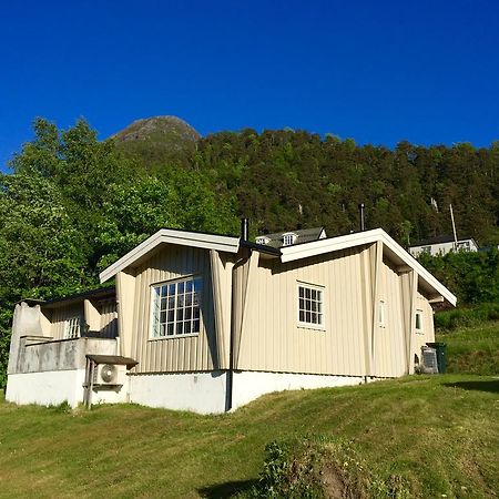 Villa Haudalan, Åndalsnes Exteriör bild