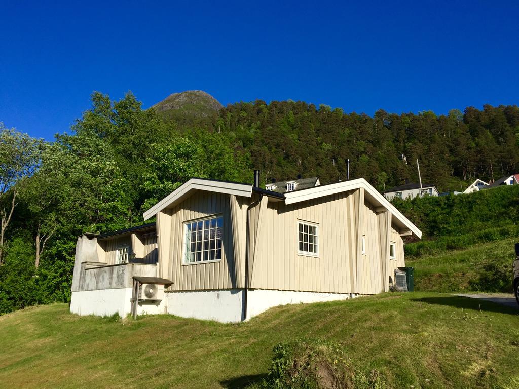 Villa Haudalan, Åndalsnes Exteriör bild